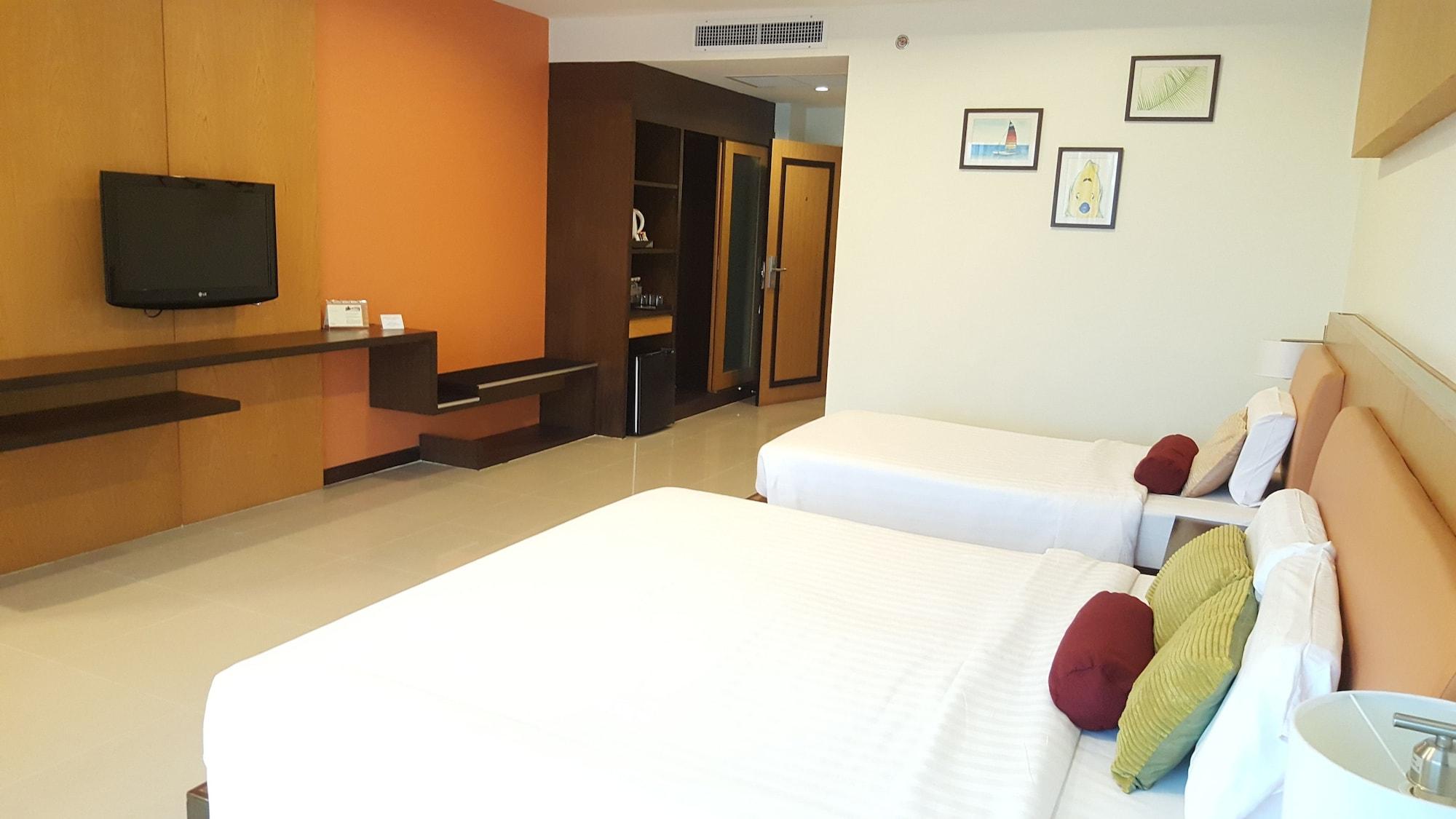 Prima Hotel Pattaya Exterior photo